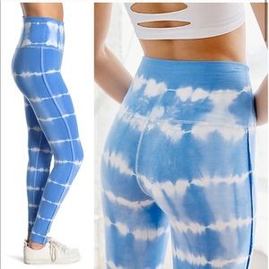 NWT FREE PEOPLE Tie Dye Essential Leggings